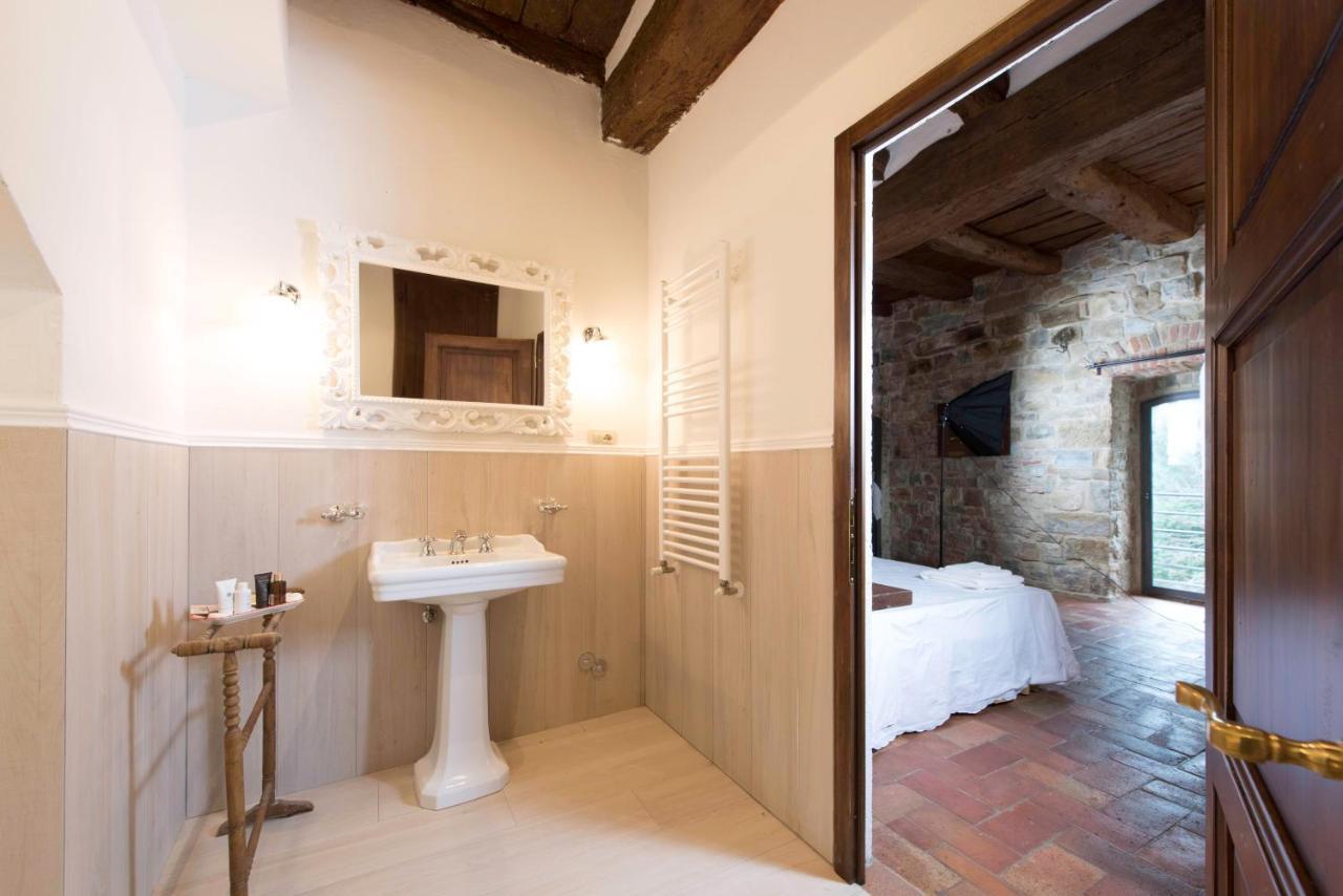 Torre Di Badia Bed & Breakfast Badia A Passigano ภายนอก รูปภาพ