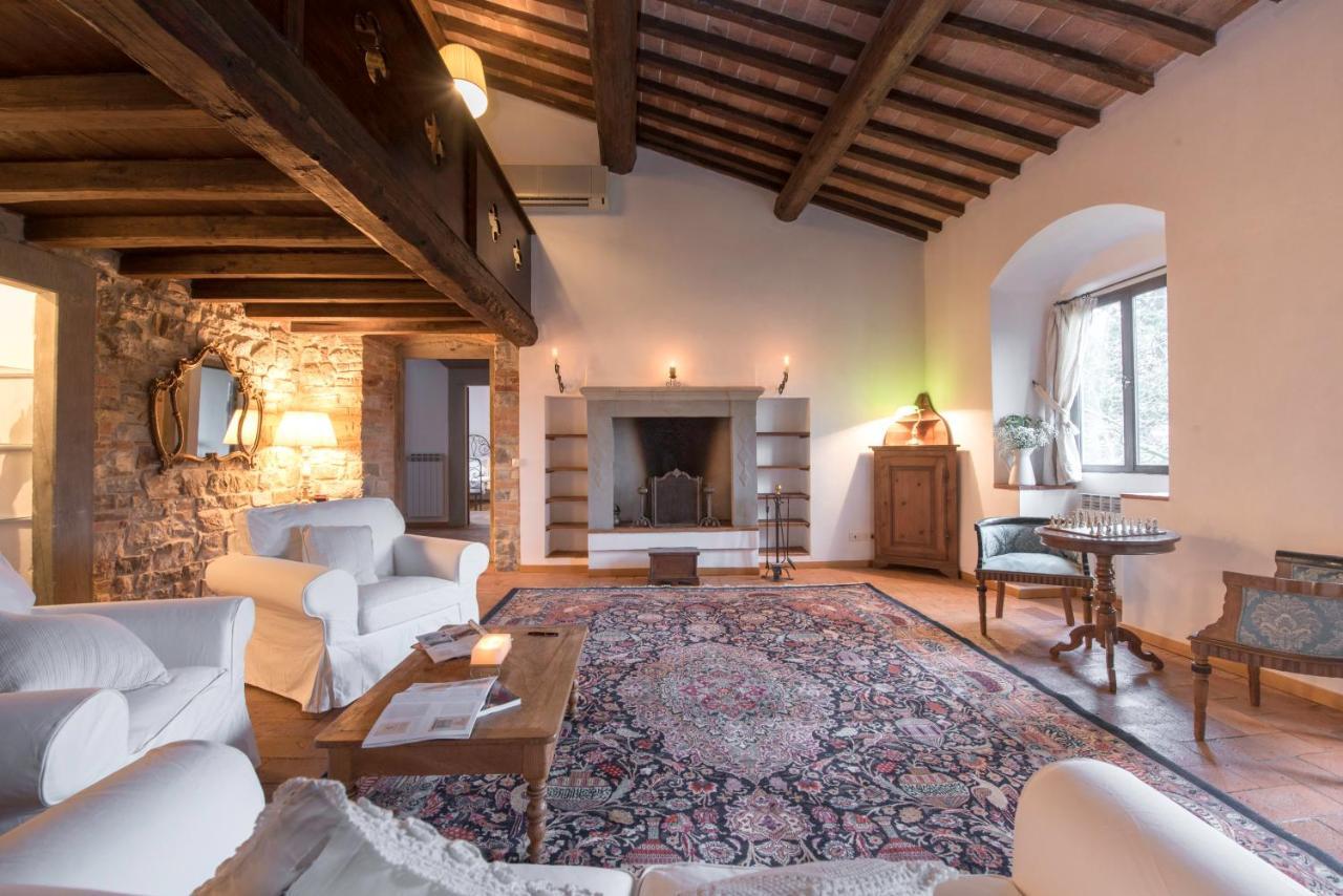 Torre Di Badia Bed & Breakfast Badia A Passigano ภายนอก รูปภาพ